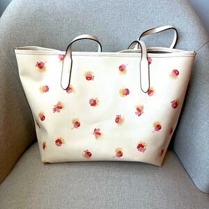 Coach City Tote With Pop Floral Print Gold/Chalk Multi